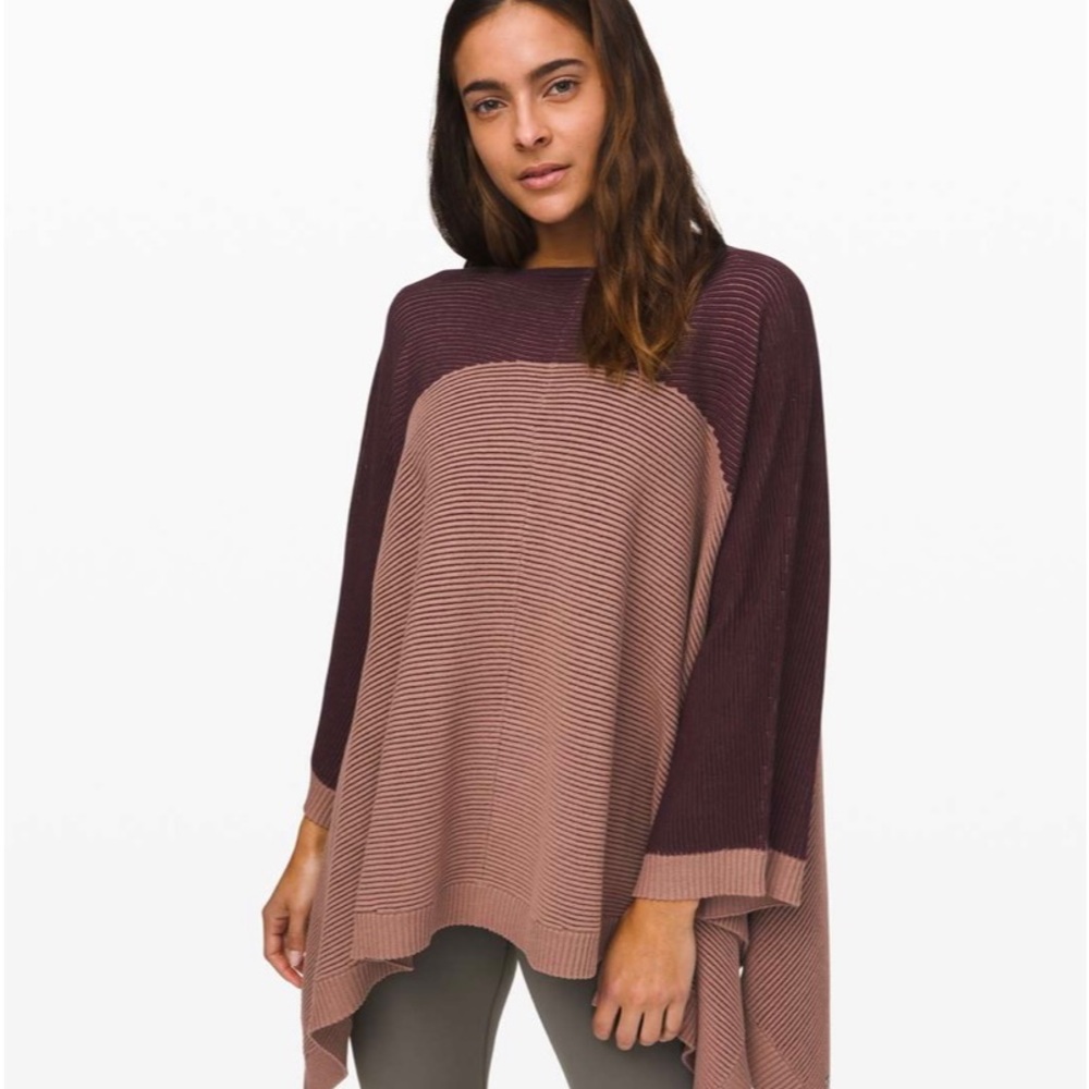 Lululemon It All Lines Up Poncho Garnet/Spanish Oak